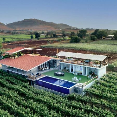 Saffronstays Onellaa, Nashik - Infinity Pool Villa Surrounded By A Vineyard מראה חיצוני תמונה